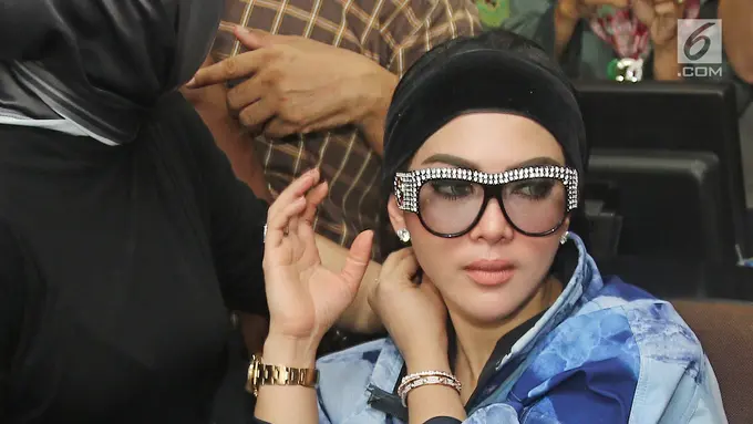 Jam Tangan Mewah Syahrini