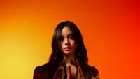 Dinda Ghania Rilis Single Bad Connection, Gandeng Produser Olivia Rodrigo