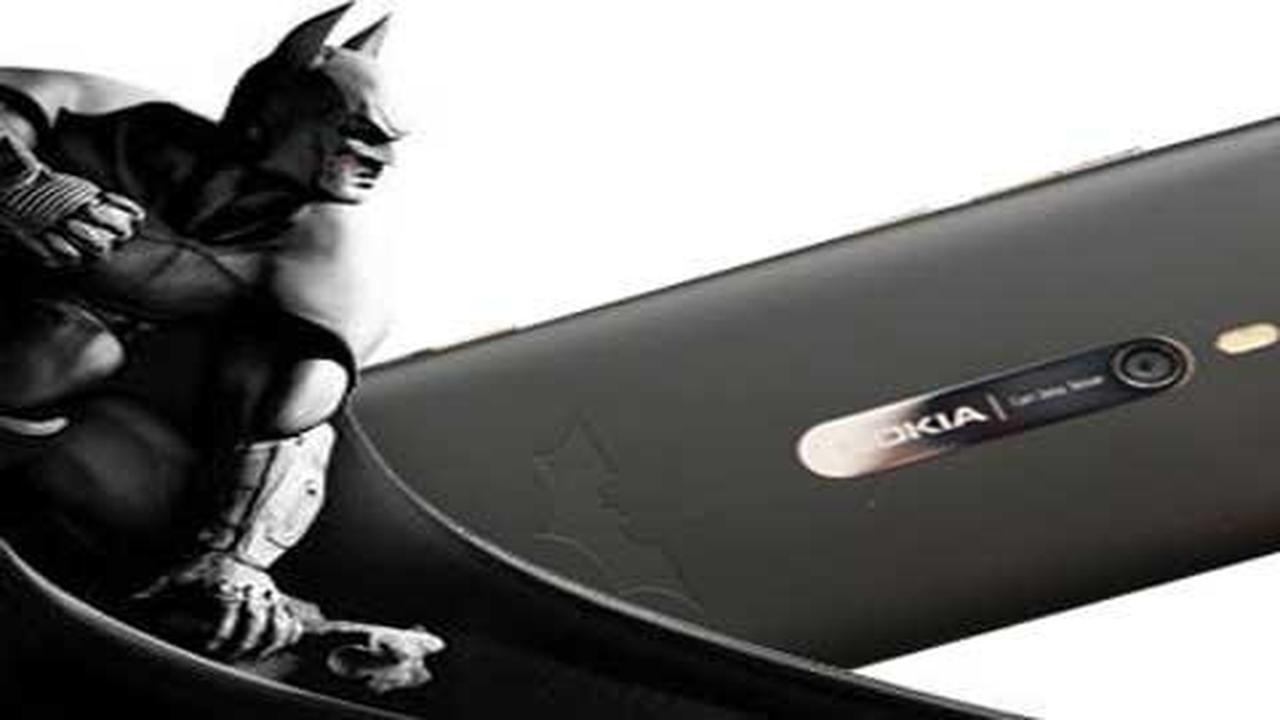 Batman juga gunakan Lumia 900 dalam berantas kejahatan?