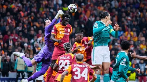 Foto: Penampilan Spartan Pemain Galatasaray saat Tekuk Liverpool di Liga Champions