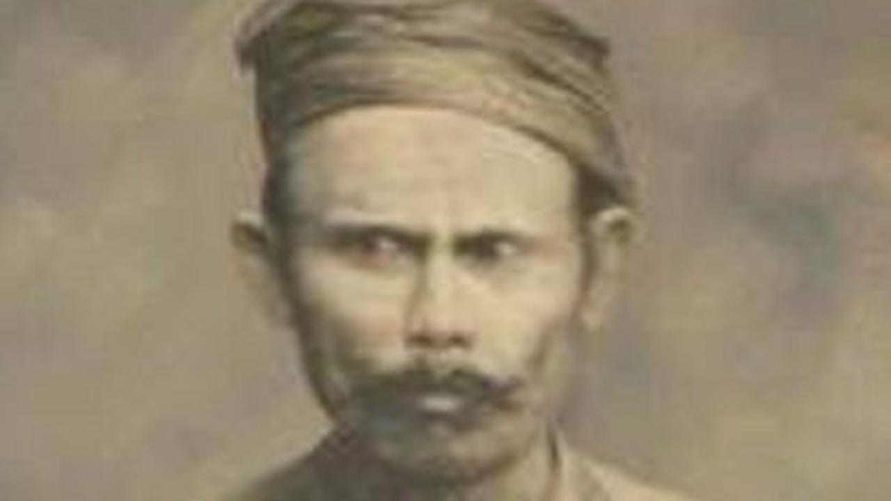 Kini Tanah Makamnya Dipindahkan ke Bojonegoro, Begini Kisah Perjuangan Raja Jawa Jadi Buruh Batu Bara di Pengasingan