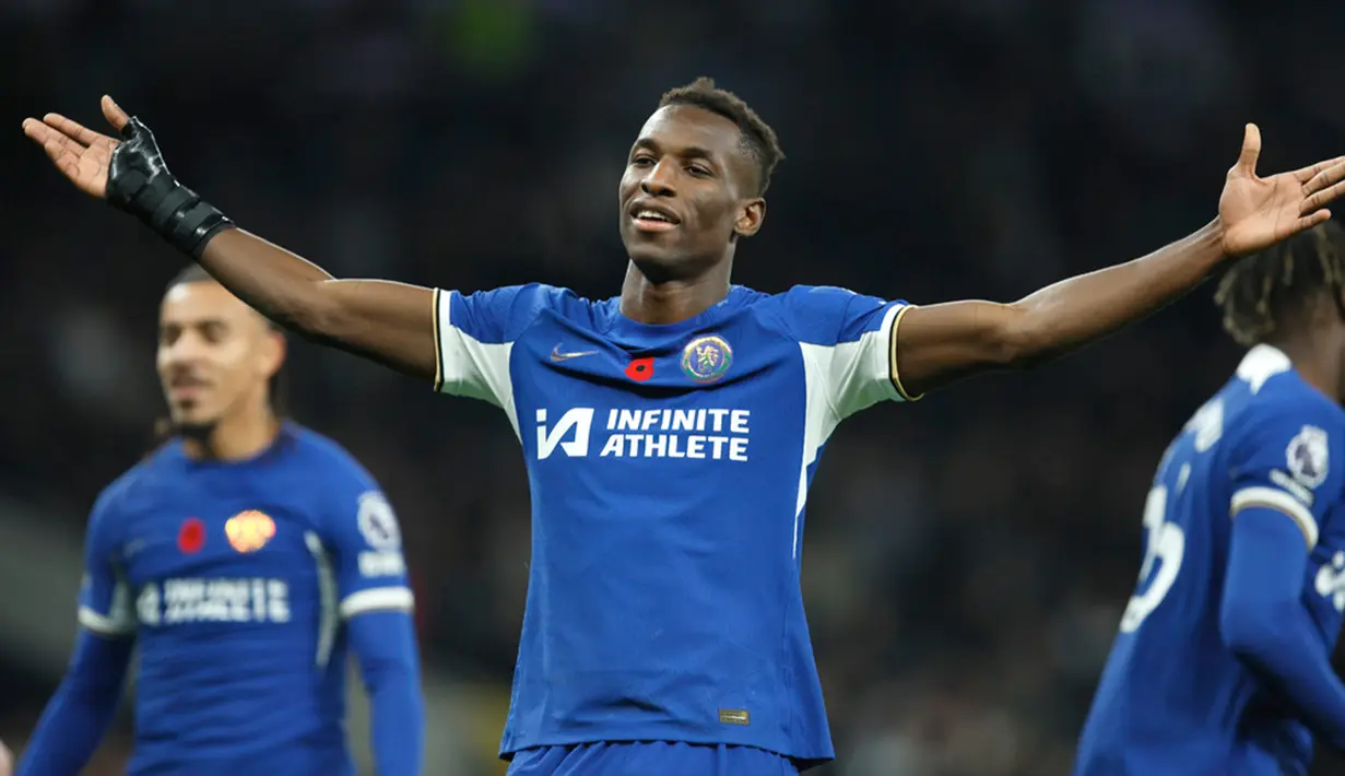 Tottenham Hotspur menelan kekalahan telak 1-4 saat menjamu Chelsea pada laga lanjutan pekan ke-11 Liga Inggris 2023/2024 di Tottenham Hotspur Stadium, London, Selasa dini hari WIB (7/11/2023). (AP Photo/David Cliff)