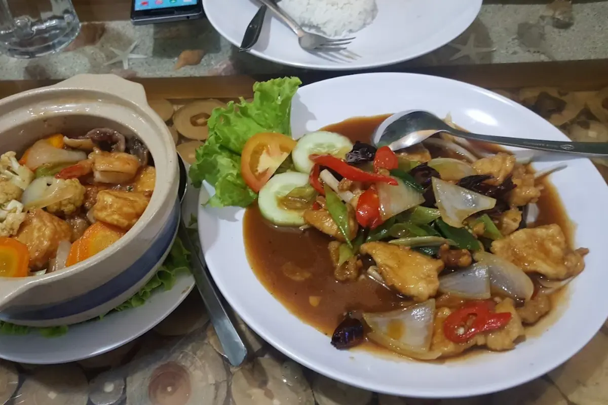 Rekomendasi Tempat Makan Enak Dekat Stasiun Kutoarjo (Foto: Google Maps/Candra Ong)