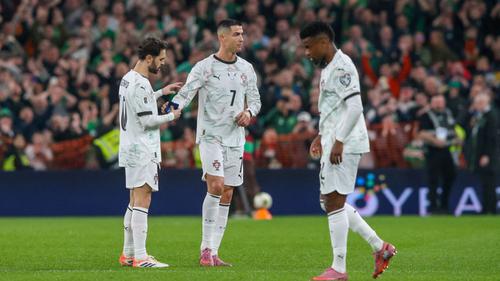 Cristiano Ronaldo Kena Kartu Merah saat Portugal vs Irlandia di Kualifikasi Piala Dunia 2026 zona Eropa