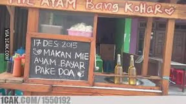6 Potret Harga Mi Ayam Ini Bikin Mata Pembeli Melotot