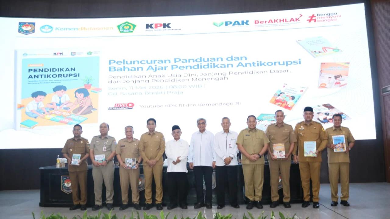 Asta Cita Kian Diperkuat, Wamendagri Apresiasi Panduan Pendidikan Antikorupsi