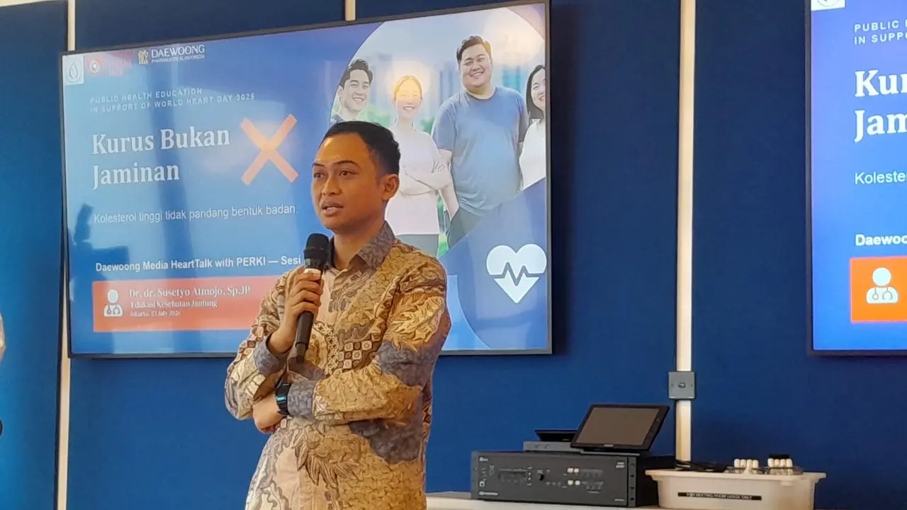 Dokter spesialis jantung dan pembuluh darah, Susetyo Atmojo mengungkapkan kolesterol tinggi tidak hanya pada orang gemuk. Orang kurus juga bisa mengalaminya.