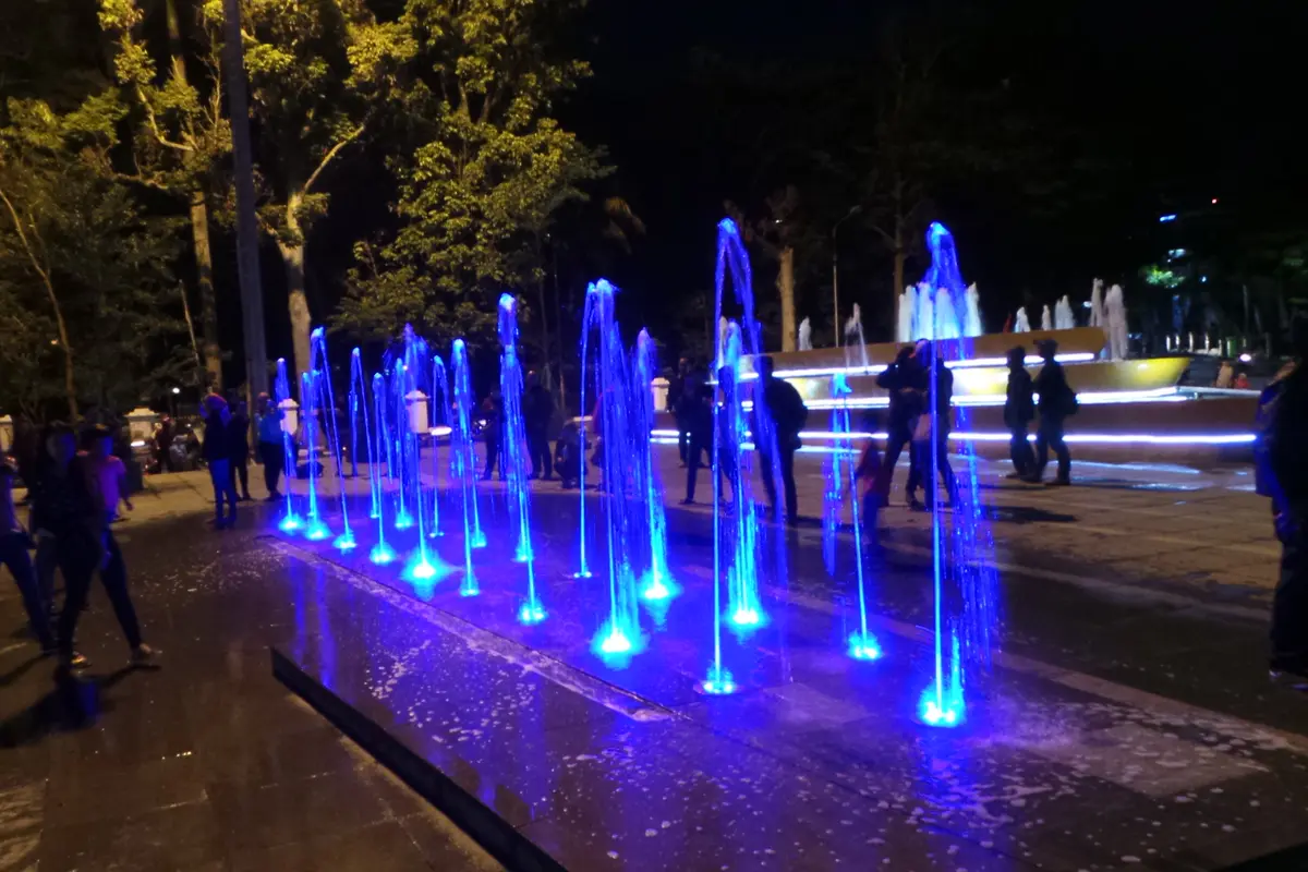Air Mancur di Taman Vanda Bandung
