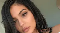 Tak Perlu Mahal, Makeup Kylie Jenner Bisa Dilakukan dengan Filter Instagram