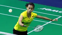 Dinar Dyah Ayustine melangkah ke babak semifinal Kejurnas PBSI 2017 setelah membungkam Isra Faradila, dua gim langsung 21-9, 21-6, Kamis (30/11/2017). (PBSI)