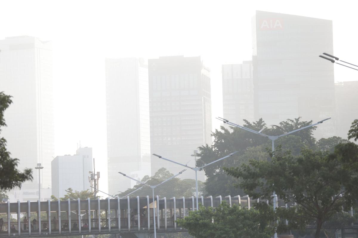 Abu Vulkanik Tak Halangi Warga Berolahraga di CFD