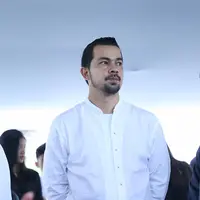 Pemakaman Alm. Ayahanda Annisa Trihapsari (Nurwahyunan/bintang.com)