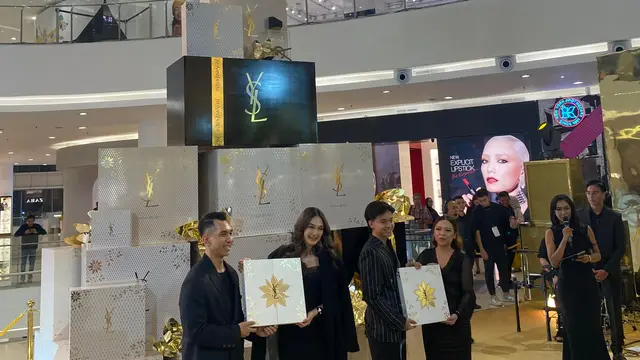 Sederet Pilihan Hadiah Spesial Akhir Tahun di YSL Winter Fantasy