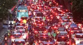 Suasana arus lalu lintas di Jalan TB Simatupang Jakarta Selatan saat sore hari, Rabu (20/8/2025). (KapanLagi.com/Budy Santoso)