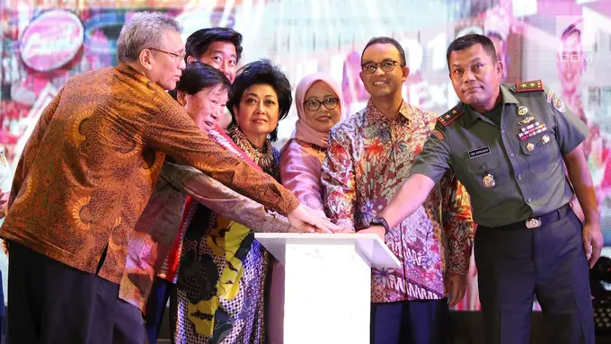 Didampingi Istri, Anies Baswedan Buka Jakarta Fair 2018