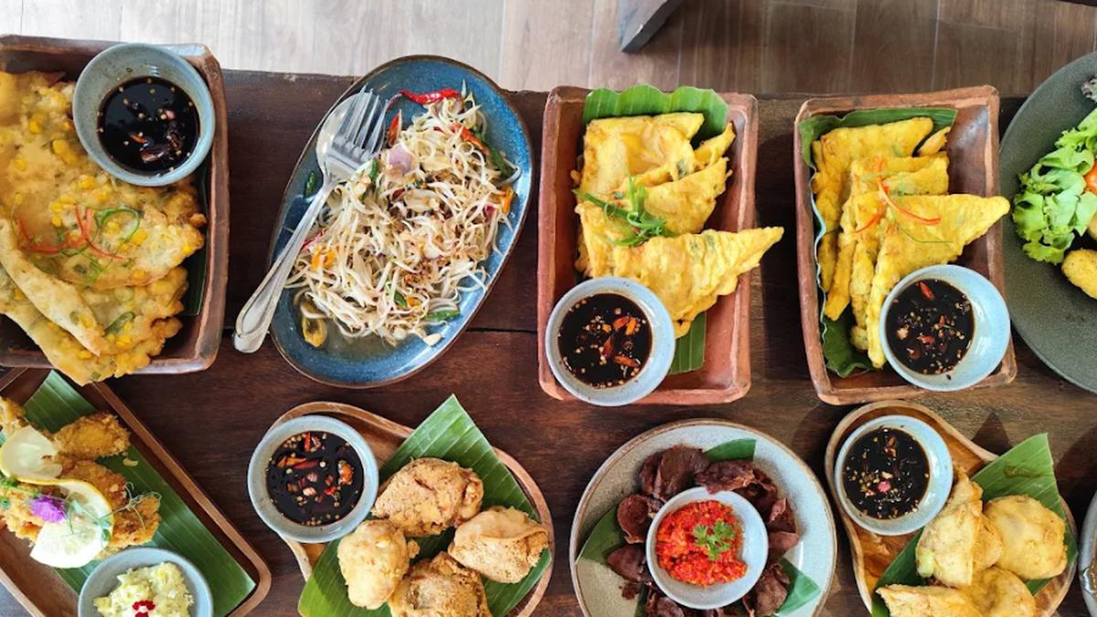 12 Rekomendasi Tempat Makan yang Buka 24 Jam di Jogja, dari Warung Sederhana hingga Restoran Mewah