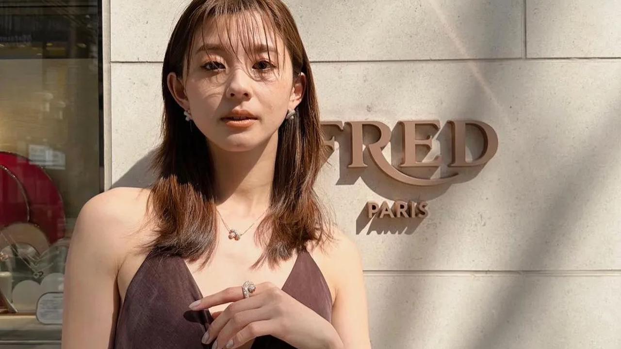 Ia sudah menikah dengan Kenjiro Yamashita, dancer grup Sandaime J Soul Brothers sejak 2021.