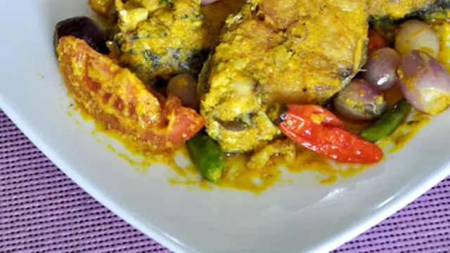 Menu Maksi: Acar Kuning Tenggiri