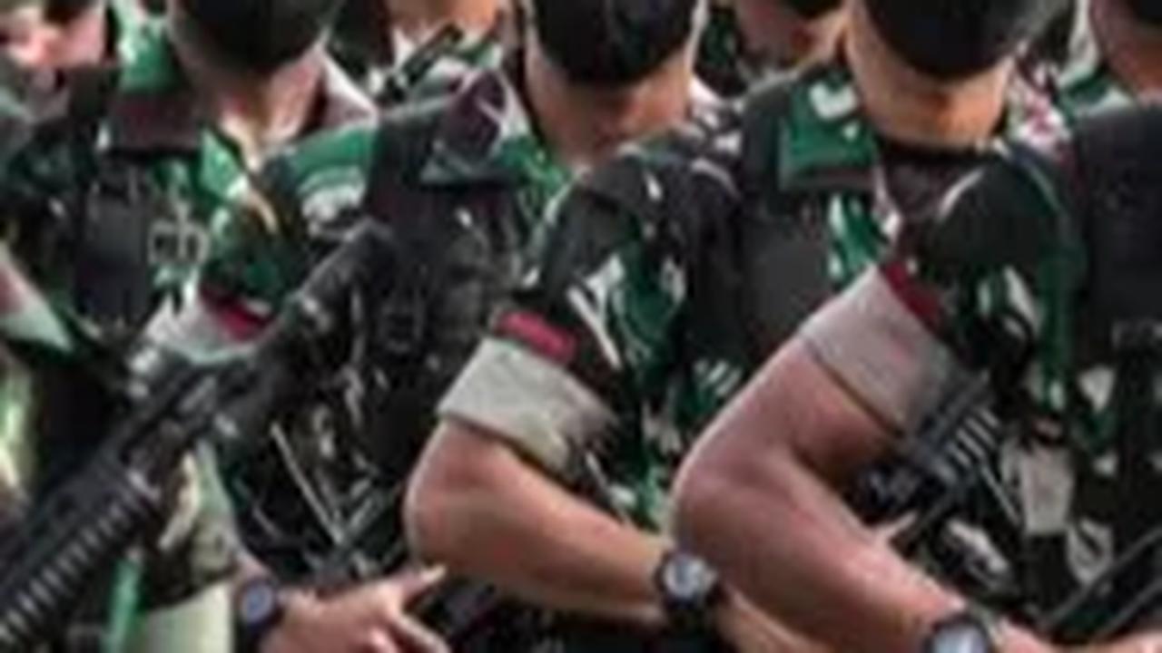 VIDEO: Wajah Pucat Mahasiswa Jadi TNI Gadungan saat Ditangkap, Ngaku Ingin Keren & Gagah