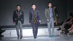 Sejumlah model memperagakan busana rancangan Musa Widyatmodjo di Jakarta Fashion & Food Festival 2015 di Jakarta, Jumat (22/5/2015). Rancangan Musa Widyatmodjo bertema "Luxury Man". (Liputan6.com/Faizal Fanani)