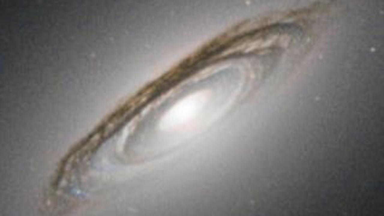 Dikatakan teka-teki karena misterinya yang masih belum terpecahkan hingga saat ini. Bahkan tidak ada yang benar-benar tahu apa itu energi gelap.