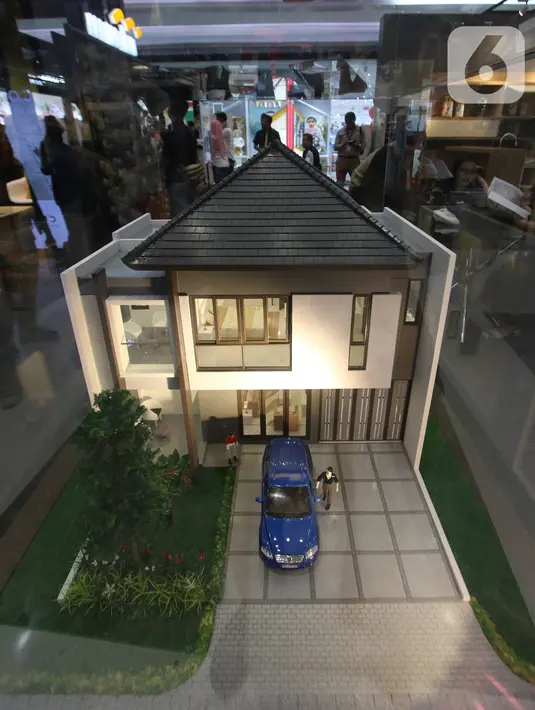 Sebuah miniatur rumah pada pameran properti Mandiri Fiesta Expo di Jakarta, Selasa (12/11/2019). PT Bank Mandiri (Persero) Tbk. menggandeng Sinar Mas Land menyelenggarakan ajang promo Mandiri Fiesta Expo pada 12-17 November 2019. (Liputan6.com/Angga Yuniar)