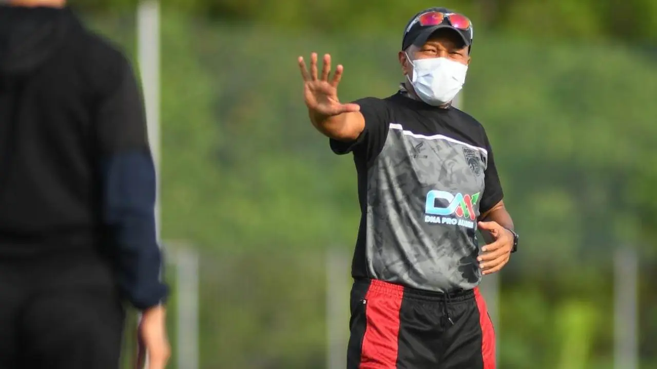 Borneo FC, Fakhri Husaini
