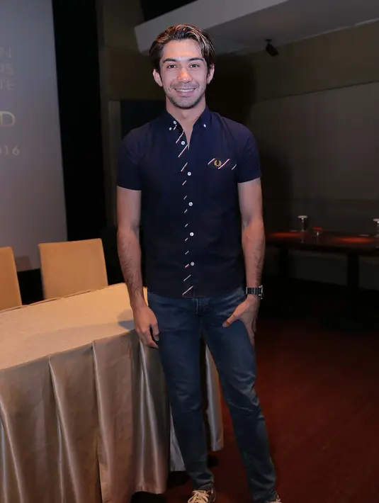 "Film itu harus tayang di negaranya dengan tanggal yang dijadwalkan. Dan juga harus 7 hari berturut di bioskop, dan itu akan kami diskusikan," ujar lelaki kelahiran Bogor, 29 tahun itu. (Deki Prayoga/Bintang.com)