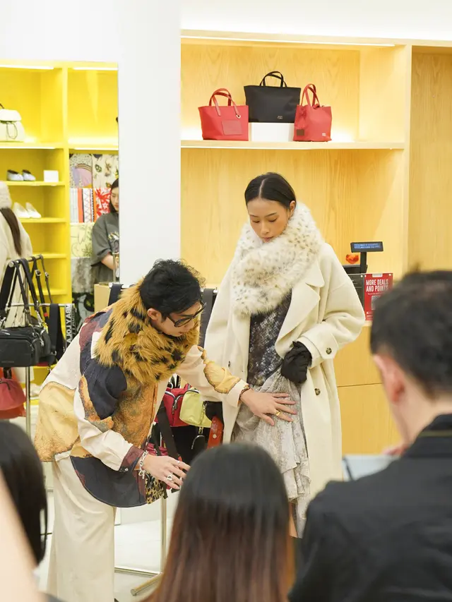 OOTD Fall/Winter dari BIMBA Y LOLA. [Dok. BIMBA Y LOLA]