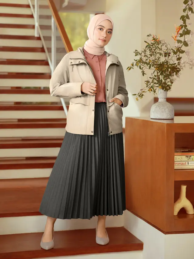 Inspirasi Gaya Hijab Minimalis Ayudia untuk Berbagai Aktivitas di Adaptasi Kebiasaan Baru