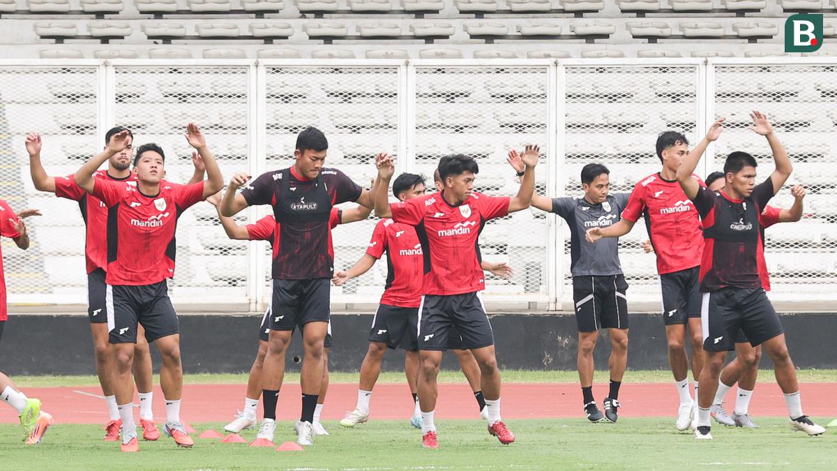 Foto: Latihan Timnas Indonesia U-22 Jelang Keberangkatan Menuju SEA Games 2025