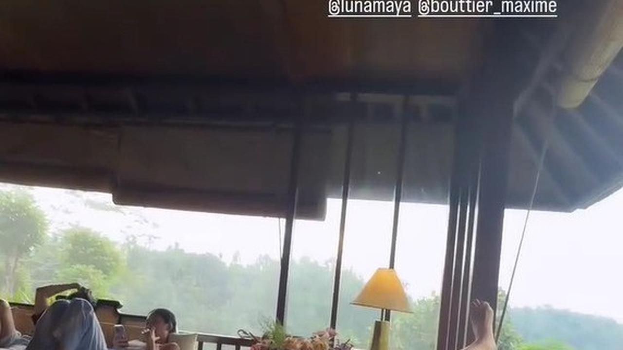 Luna Maya Kaget Dapat Angpao dari Titi Kamal, Maxime Bouttier: Buat Bayar Listrik