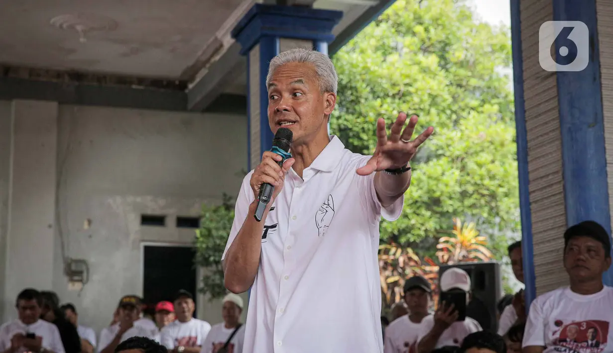 Selain berdialog dengan nelayan, Ganjar diagendakan bertemu dengan tim pemenangan dan calon anggota legislatif partai politik pengusung se-Cilacap. (Liputan6.com/Faizal Fanani)