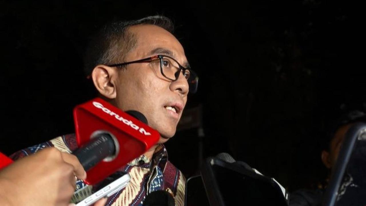Mendiktisaintek Serahkan Sanksi Dugaan Perundungan Mahasiswa Unud Timothy Anugrah kepada Pihak Kampus
