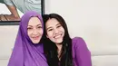 Angelina Sondakh dan Aaliyah Massaid (Instagram/keemaentertainment)