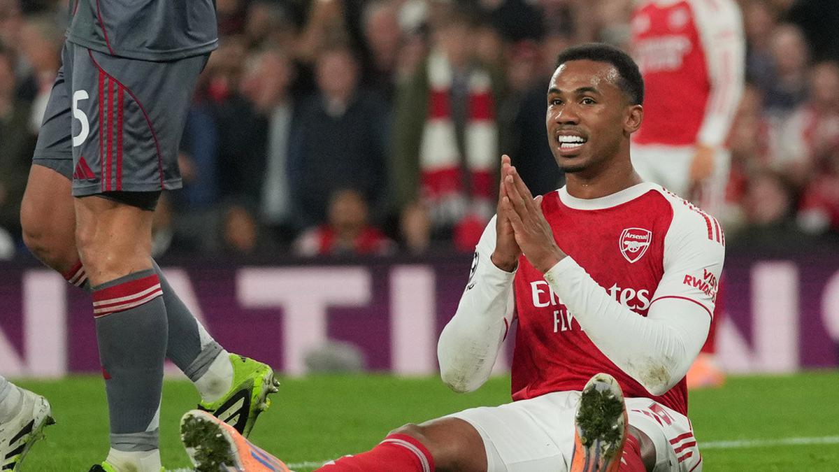 Arsenal Menang, Arteta Pastikan Kondisi Gabriel Aman Meski Sempat Ditarik Keluar