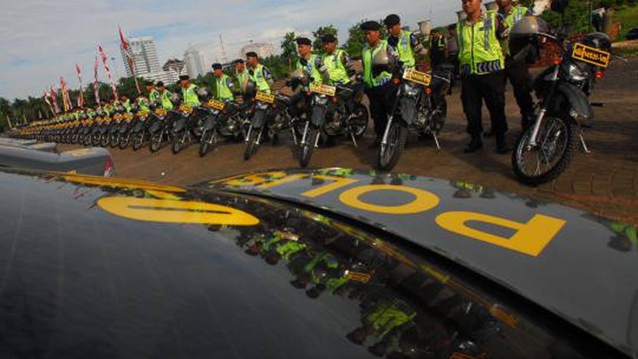 Apel gelar pasukan 'Operasi Lilin 2012' di Lapangan Monas