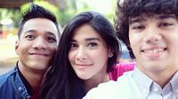 Fauzan Nasrul bersama Naysila Mirdad dan Jeff Smith dari Romeo dan Juminten (Fauzan Nasrul/Instagram)