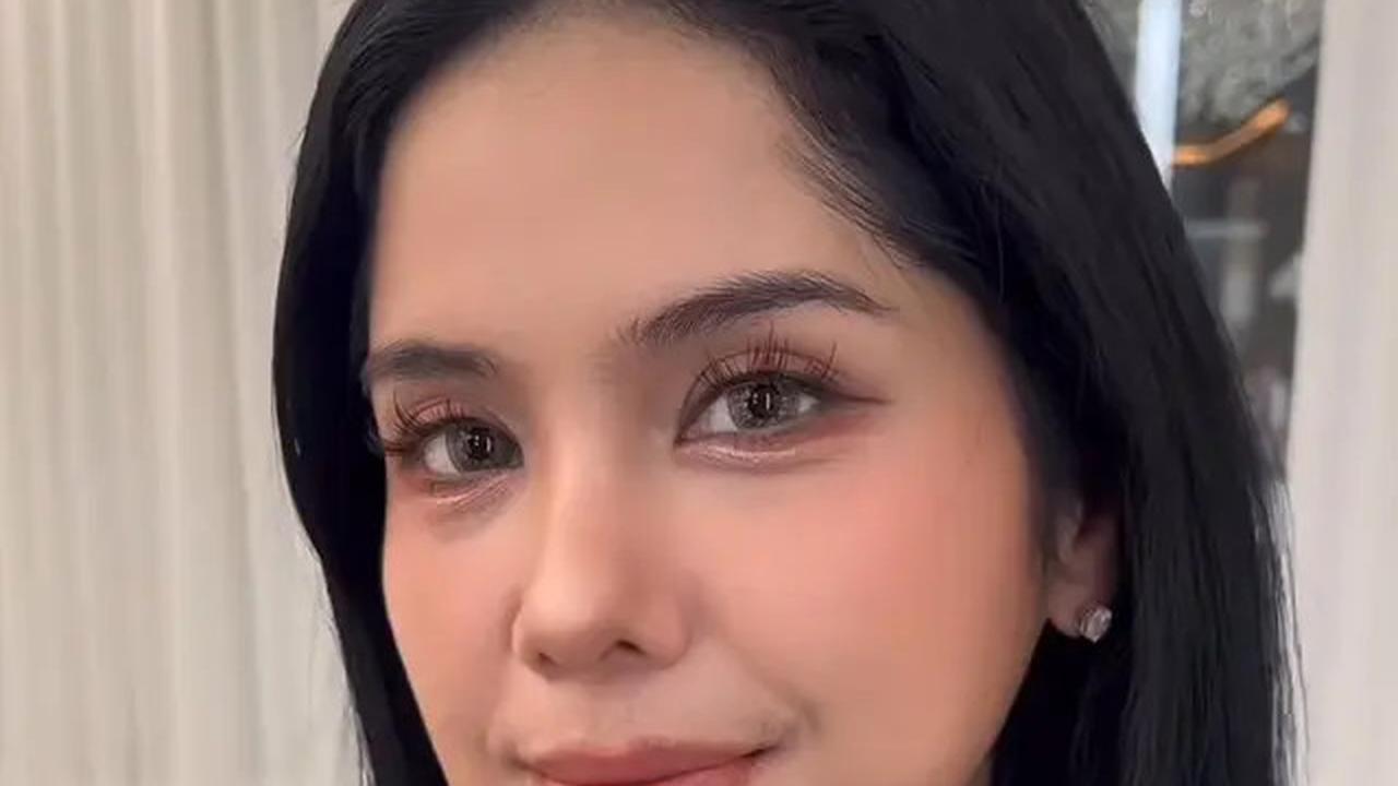 6 Potret Manglingi Annisa Pohan Dirias oleh MUA Korea Selatan saat Kenakan Hanbok, Hasilnya Mirip Boneka