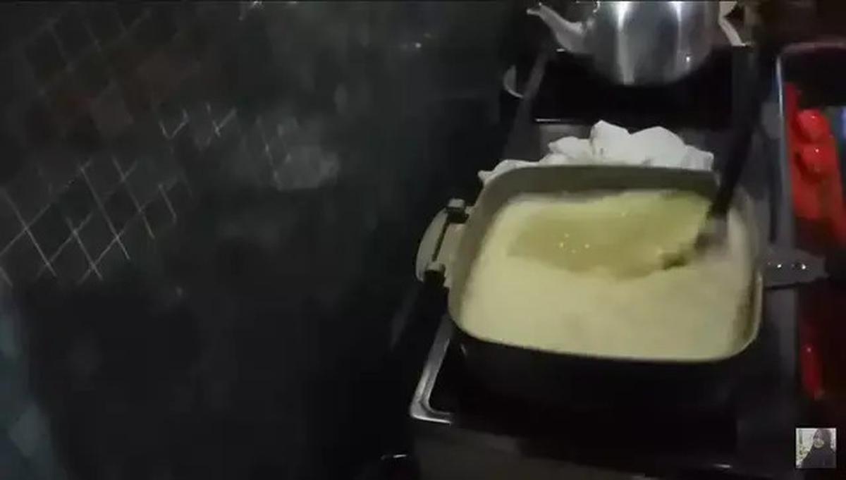 Cara Membuat Lontong Empuk Tanpa Bungkus Daun atau Plastik