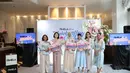 Keseruan berlanjut dengan pengumuman pemenang SuperMom Awards dari berbagai kategori, lengkap dengan hadiah fantastis sebagai bentuk apresiasi atas dedikasi dan perjuangan para ibu terpilih. Sorak bahagia dan tepuk tangan meriah pun mengiringi setiap nama yang diumumkan. [FOTO:FIMELA/ADRIAN].