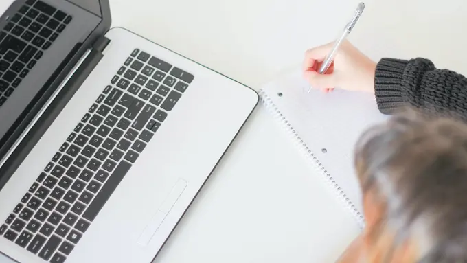 Rangkaian acara Karya Kreatif Indonesia (KKI) 2021 Seri 1 kembali berlanjut untuk dukung pelaku UMKM di Indonesia.