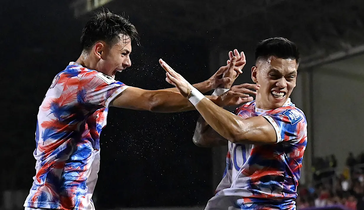 Namun hingga akhir laga, skor tidak berubah 1-1. (JAM STA ROSA/AFP)