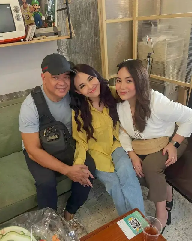 Momen haru Ramon Gauna Lugue ayah Amanda Manopo saat menikahkan putrinya