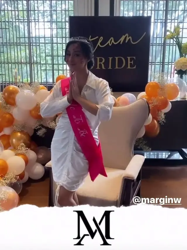 7 Momen Bridal Shower Margin Wieheerm Tunangan Ali Syakieb, Serba Putih