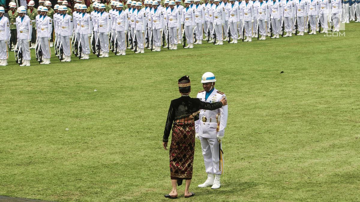 Tugas Komandan Upacara 17 Agustus 2025, Jadi Simbol Disiplin dan Ketegasan