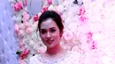 Penyanyi yang sering duet dengan Tulus ini didapuk menjadi salah satu penyanyi wanita berparas cantik Indonesia berkat kepercayaan diri dan proses merawat diri dengan baik. (Wimbarsana/Bintang.com)