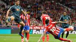 Menjamu RB Leipzig, Atletico Madrid berhasil unggul dengan skor 2-1. (OSCAR DEL POZO/AFP)