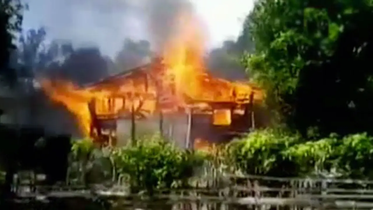 Rumah-Dibakar-Manokwari