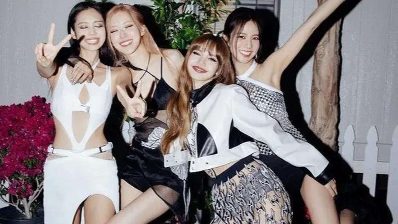 Lisa Blackpink Dikabarkan Tolak Perpanjangan Kontrak Rp578 Miliar, Saham YG Entertainment Langsung Anjlok